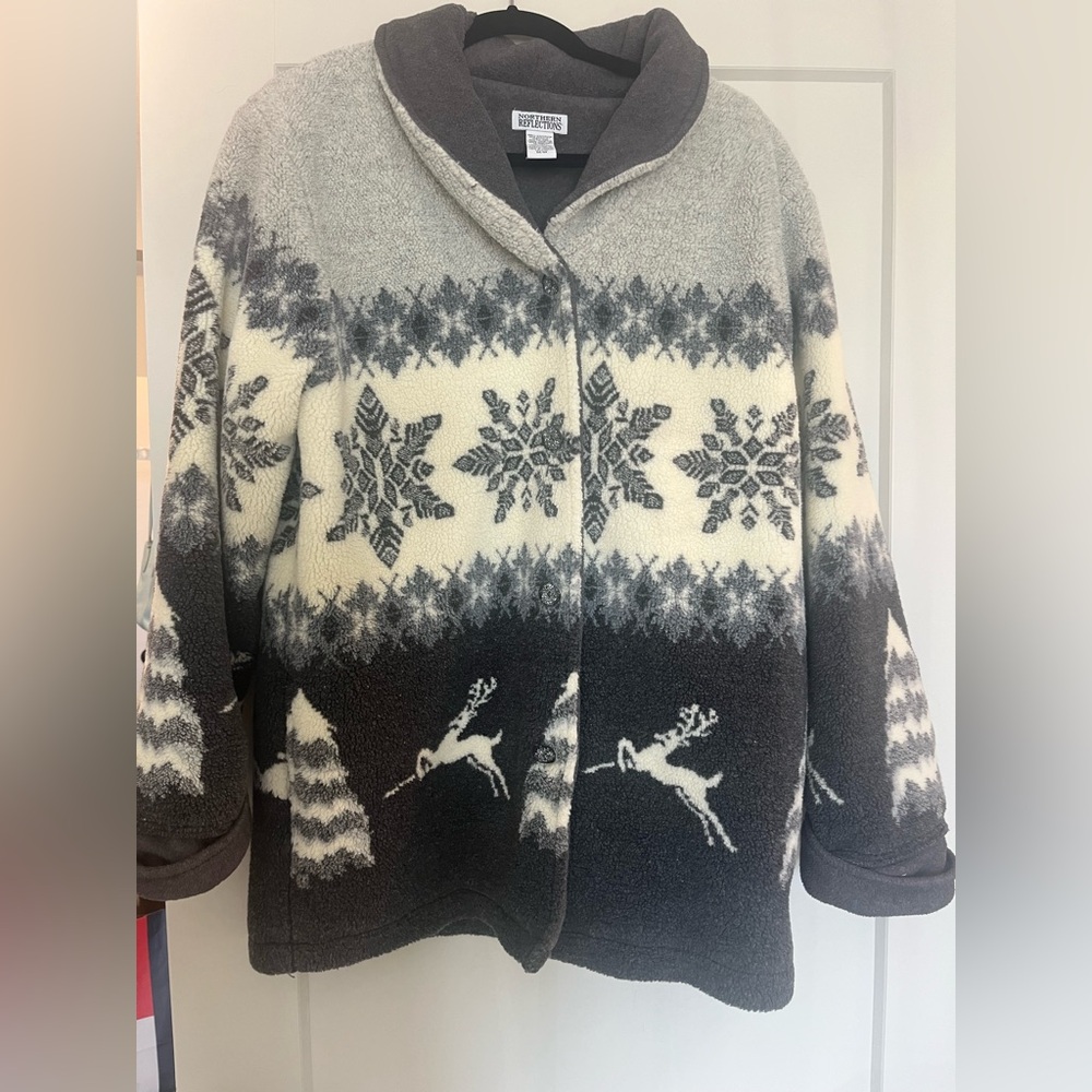 Northern Reflections Gray Fleece Jacket